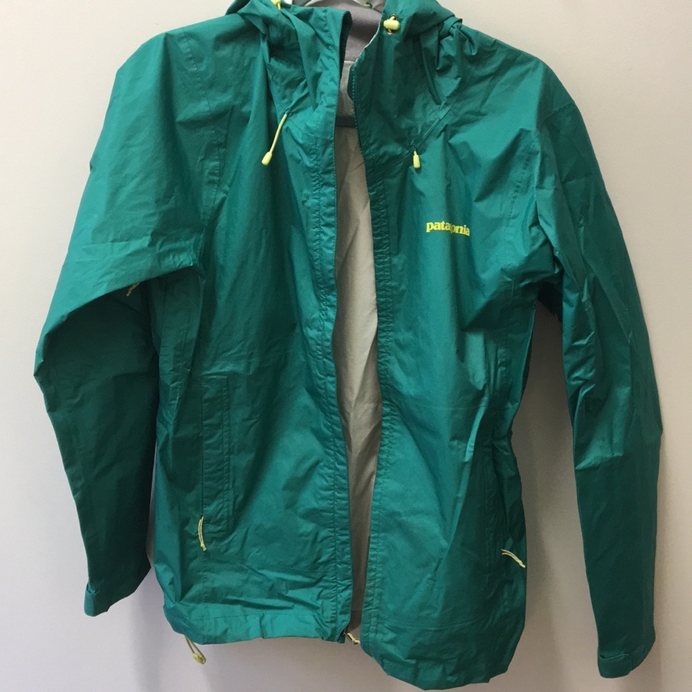 Patagonia Green Torrentshell Rain Jacket